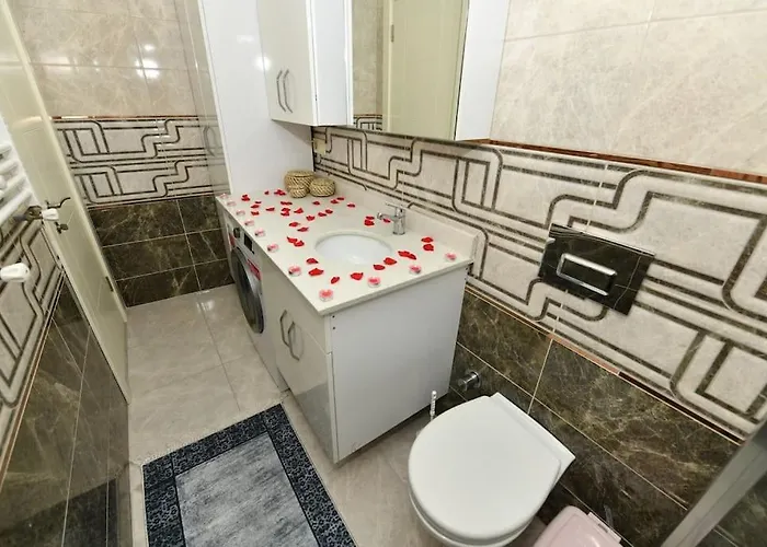 Luxury Апарт-отель 4*