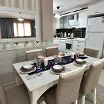 מלון דירות Luxury 4*
