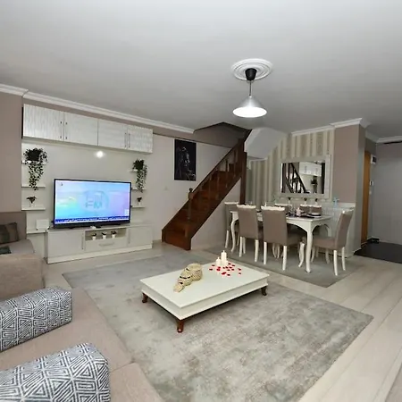 Luxury Ξενοδοχείο με διαμερίσματα *